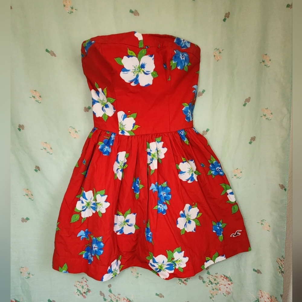 Hollister Red Floral Strapless Dress